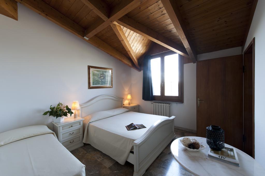 Hotel Caselle San Lazzaro di Savena Phòng bức ảnh